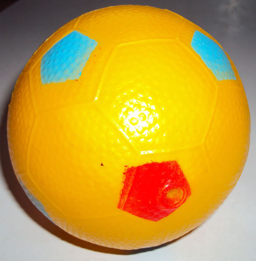 充气拍拍小足球 小皮球玩具 直径10cm 儿童弹跳球彩色足球6寸个月