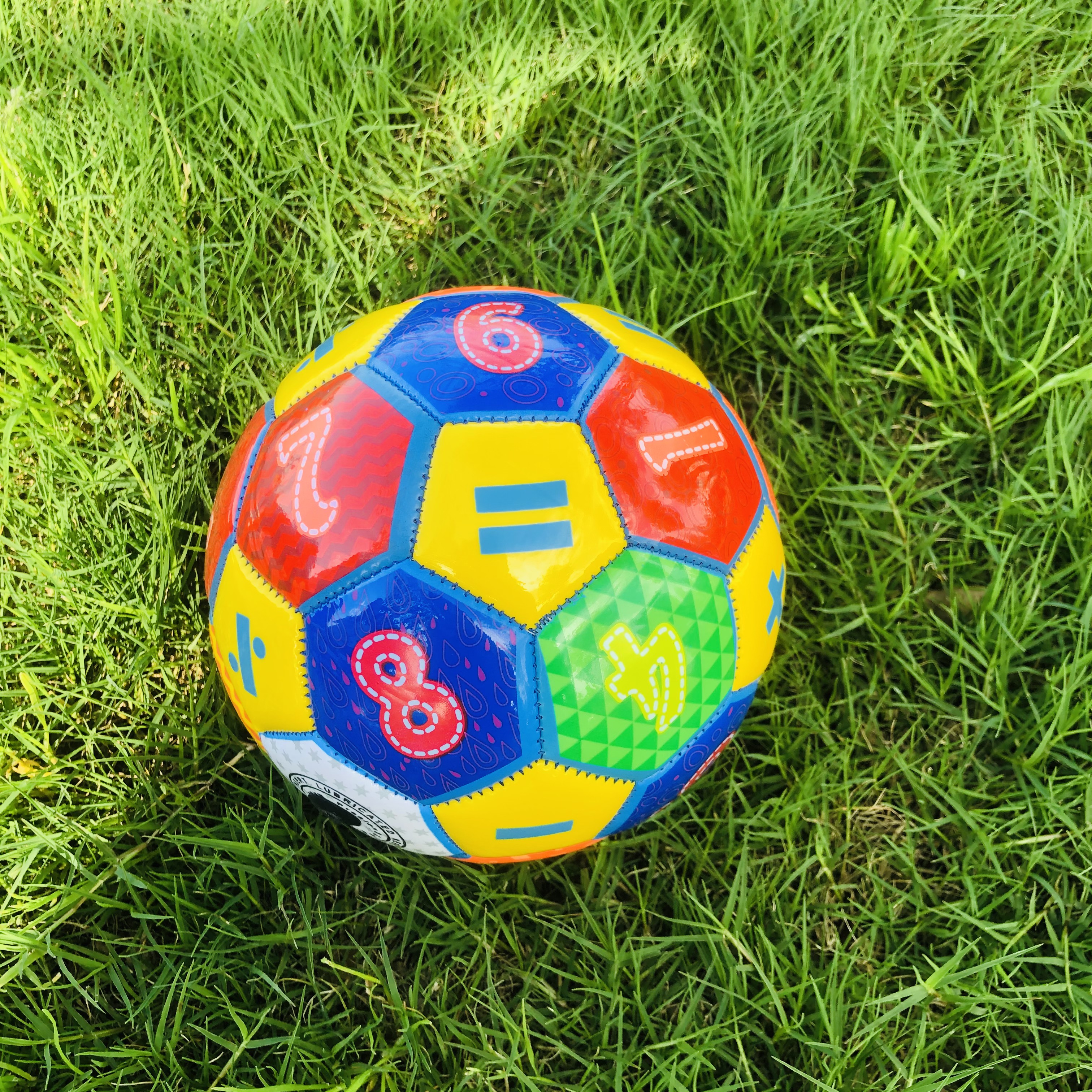 儿童2号小足球益智数字七彩幼儿园宝宝学习彩色充气玩具环保足球