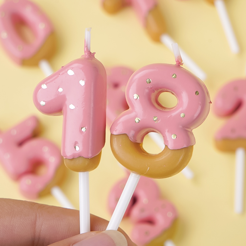 粉色巧克力淋面饼干造型0-9数字款蜡烛卡通复古儿童生日蛋糕插件