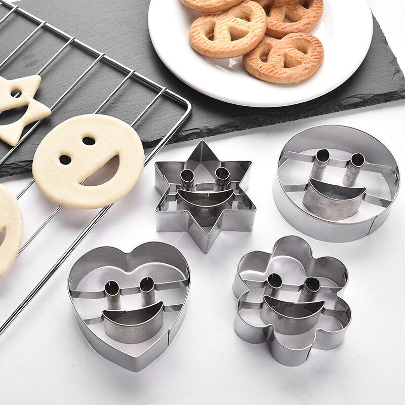 4件套不锈钢笑脸饼干模具 表情包切割工具 创意笑口表情饼干模