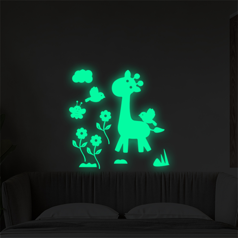 长颈鹿夜光贴创意发光贴纸墙面装饰儿童房间自粘壁画荧光墙贴宿舍