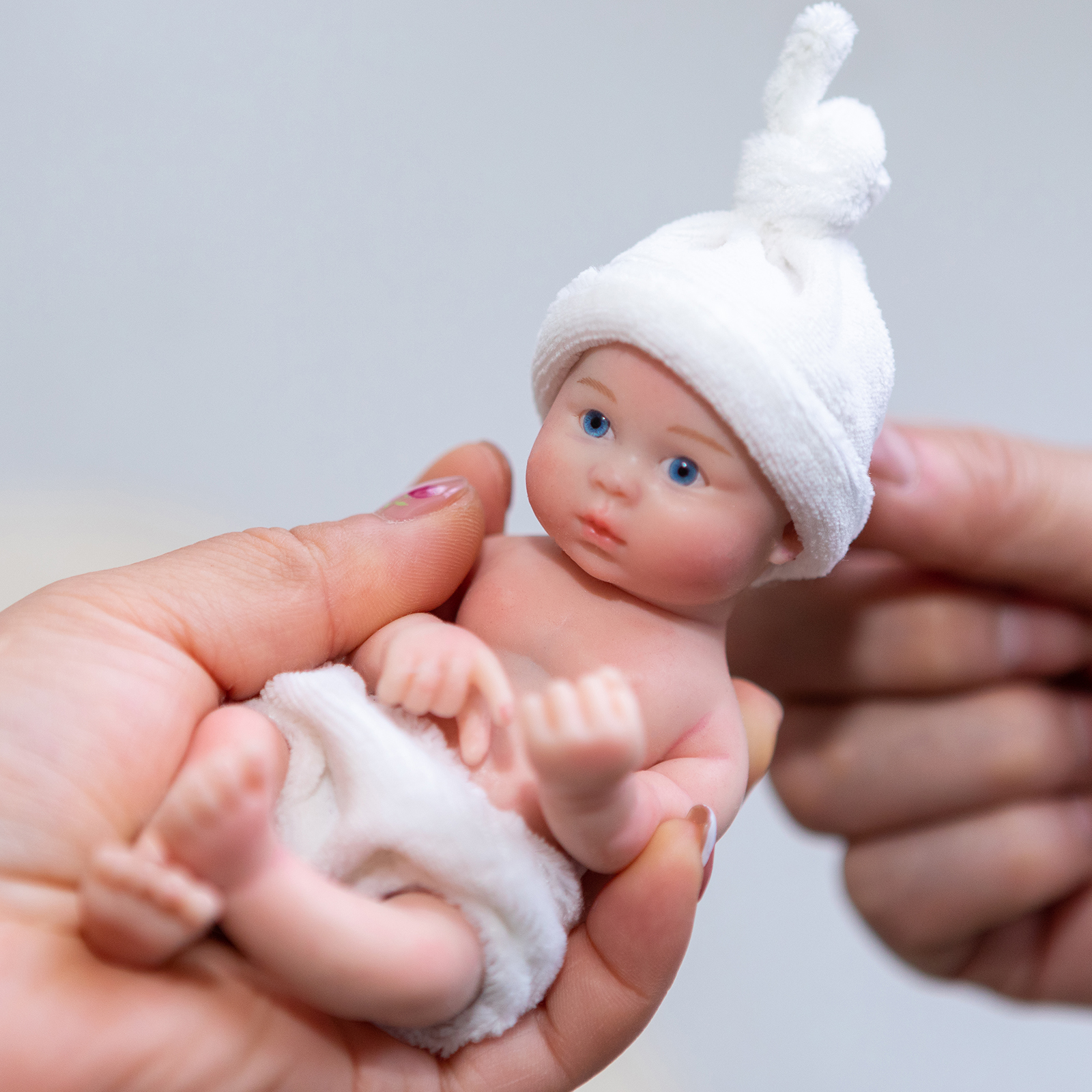 15厘米手掌娃娃 实心硅胶Q弹宝宝  掌心宝宝 解压小娃娃 植入头发