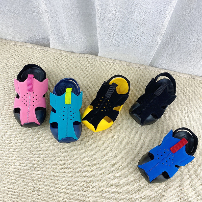 儿童飞机鞋2021夏季新款韩版男女童超轻洞洞鞋宝宝软底凉鞋沙滩鞋