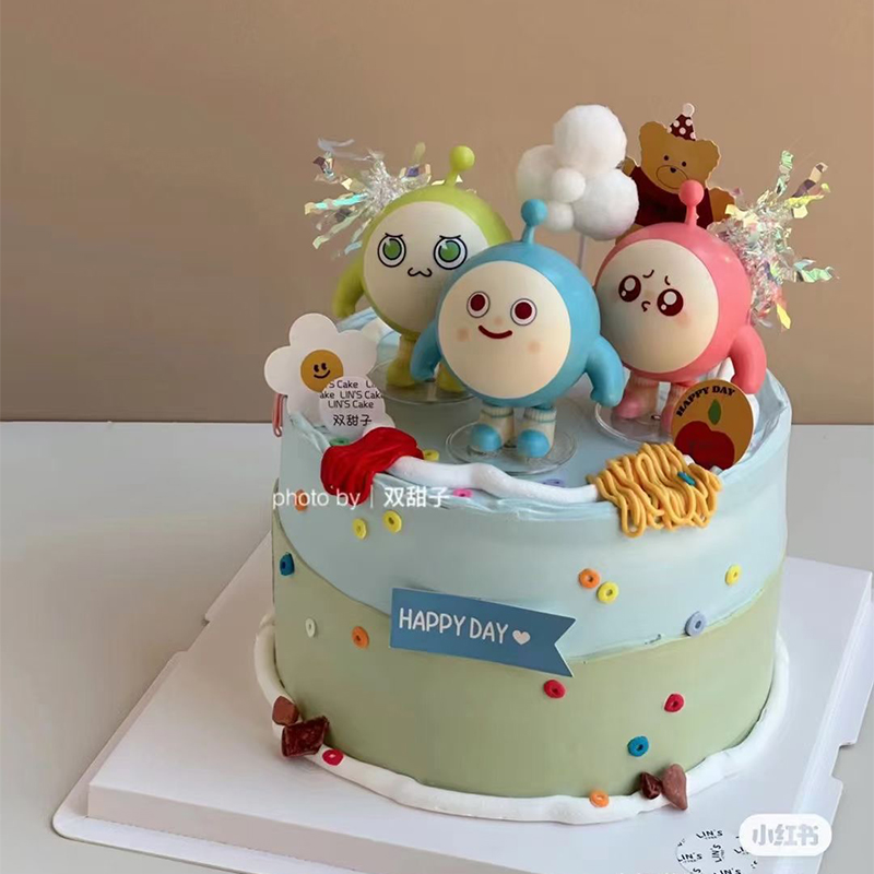 创意儿童生日蛋糕装饰摆件搪胶蛋仔派对小朋友周岁甜品台插件插牌